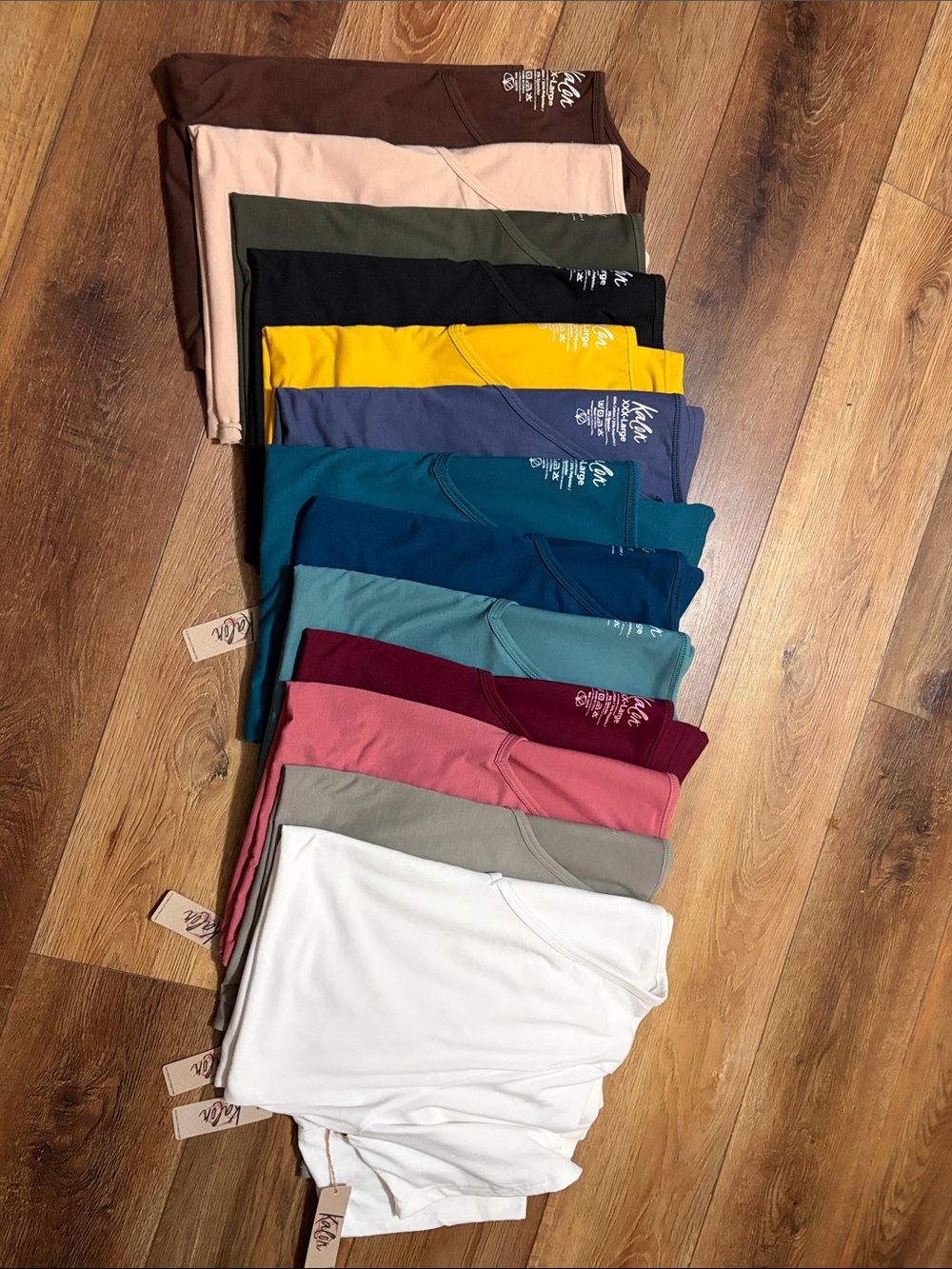 ❤️ NWT 13 pc Kalon V-Neck Bundle Women’s XXXL Summer Colors Boutique Style